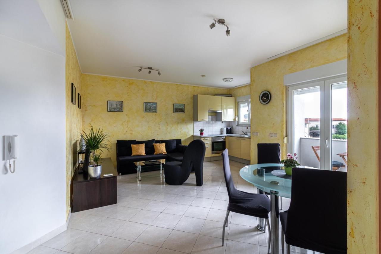 Apartment Ben1 Pula Ngoại thất bức ảnh